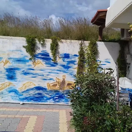 Sifis Pirounakis Anatoli 山林小屋